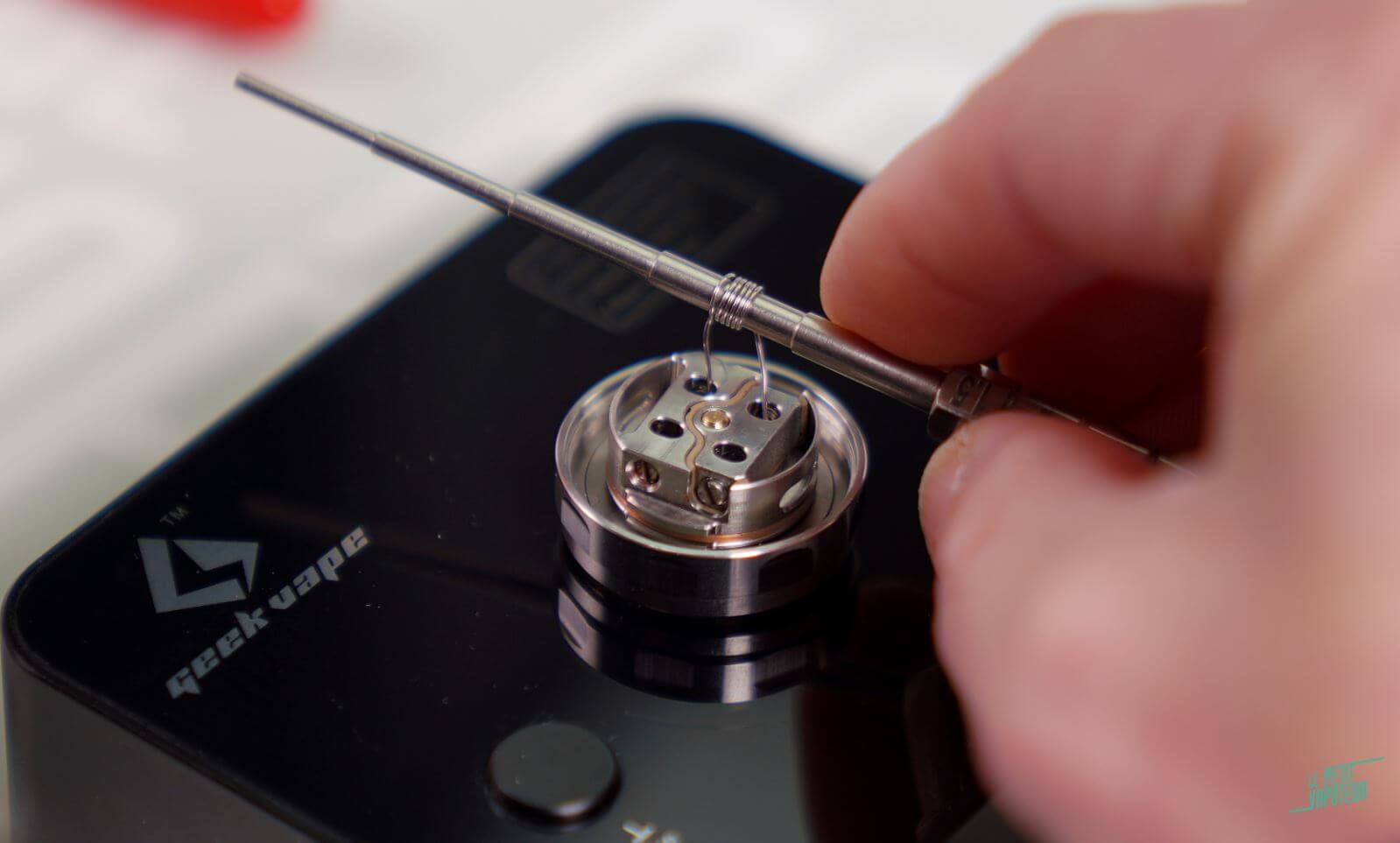 Montage sur le Blitzen de Geek Vape
